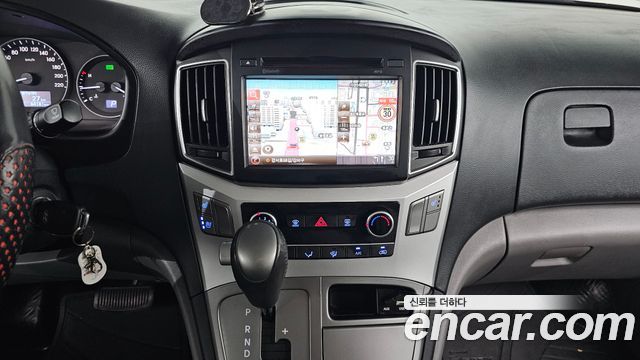 Hyundai Starex 2019 — photo 20
