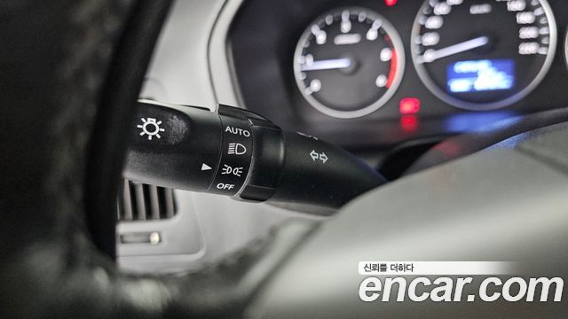 Hyundai Starex 2019 — photo 25