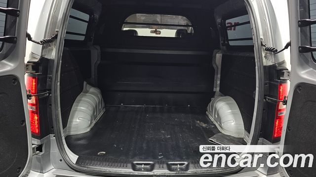 Hyundai Starex 2019 — photo 26