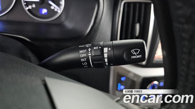 Hyundai Starex 2019 — photo 27