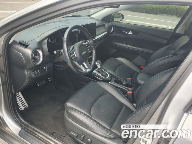 Kia K3 2024 — photo 9