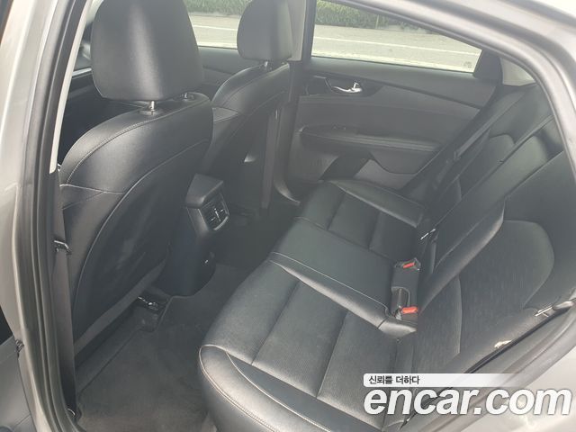 Kia K3 2024 — photo 11