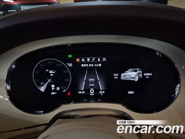 Bentley Bentayga 2023 — photo 6