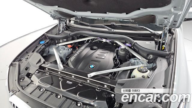 BMW X5 2026 — photo 6