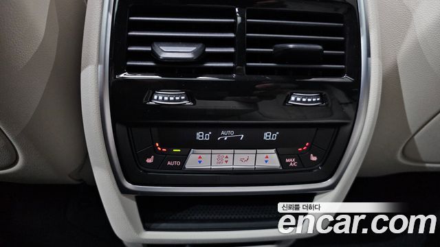 BMW X5 2026 — photo 24
