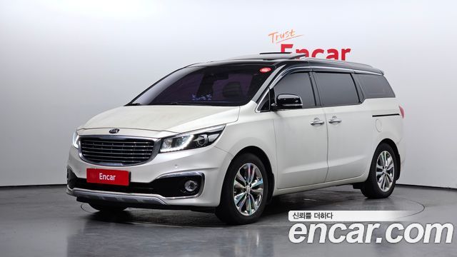 Kia Canival 2017 — photo 1