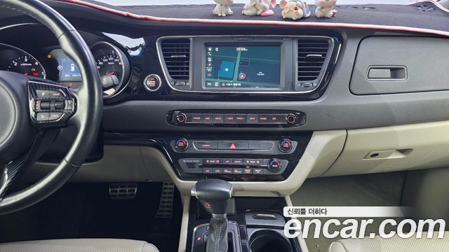 Kia Canival 2017 — photo 13