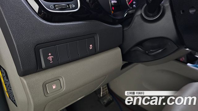 Kia Canival 2017 — photo 18