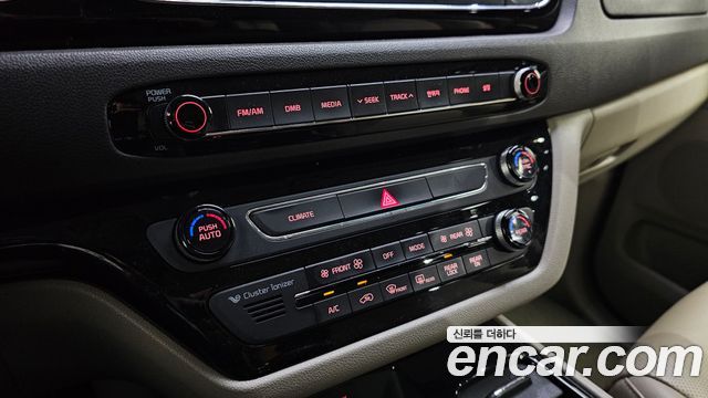 Kia Canival 2017 — photo 19