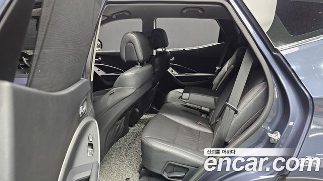 Hyundai Santafe 2018 — photo 18