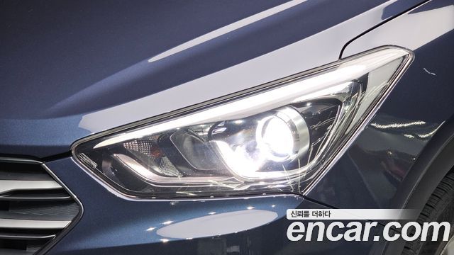 Hyundai Santafe 2018 — photo 8