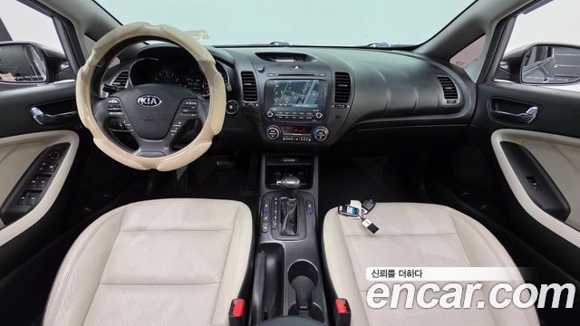 Kia K3 2015 — photo 7
