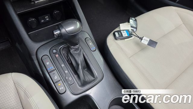 Kia K3 2015 — photo 9