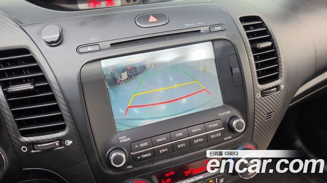 Kia K3 2015 — photo 14