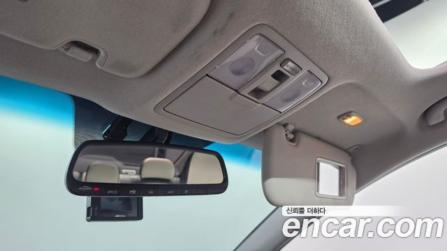 Kia K3 2015 — photo 17