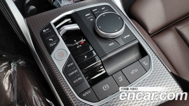 BMW 4-Series 2025 — photo 12