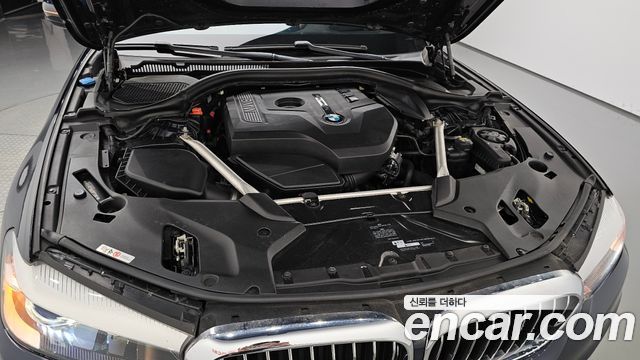 BMW 5-Series 2018 — photo 6