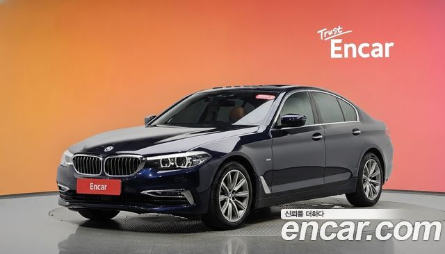 BMW 5-Series 2018 — photo 1