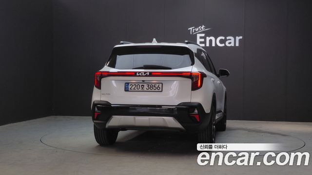 Kia Seltos 2023 — photo 4