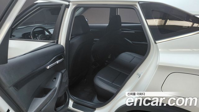 Kia Seltos 2023 — photo 17
