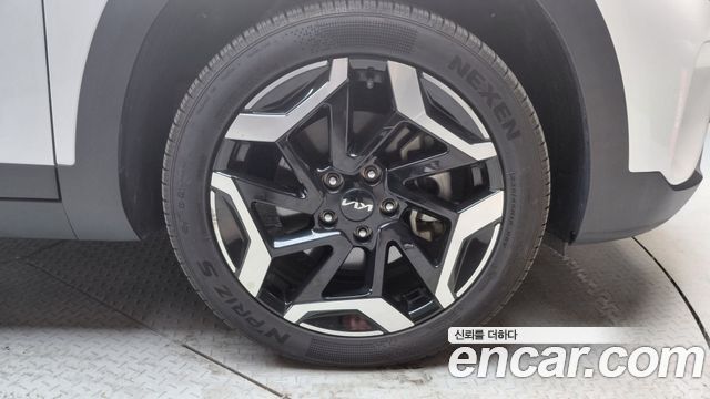 Kia Seltos 2023 — photo 7