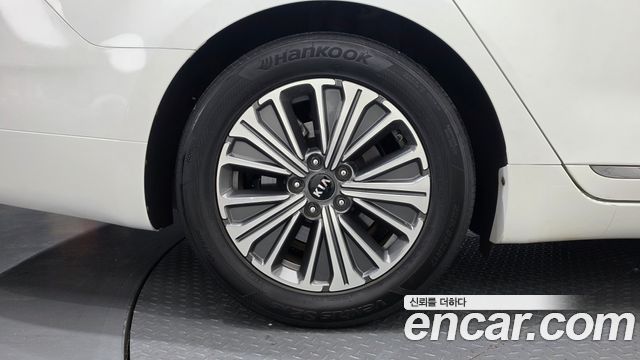 Kia K7 2020 — photo 5
