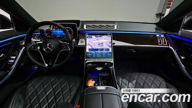 Mercedes-Benz S-Class 2023 — photo 10