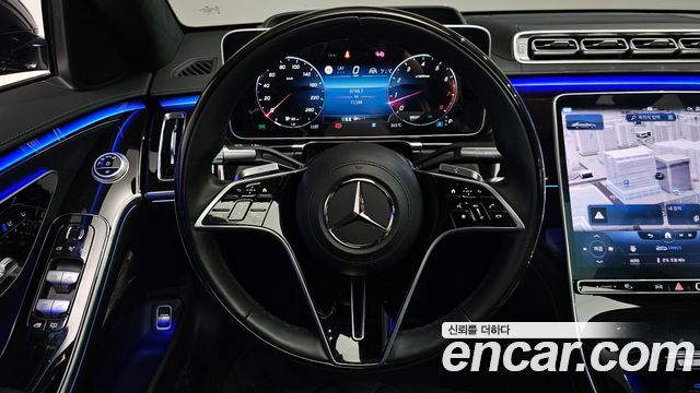 Mercedes-Benz S-Class 2023 — photo 19