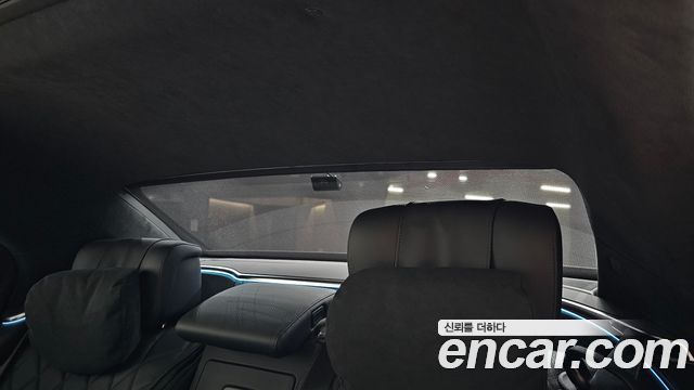Mercedes-Benz S-Class 2023 — photo 41