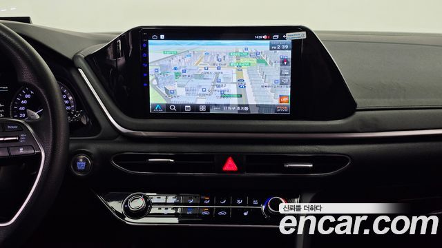 Hyundai Sonata 2022 — photo 19