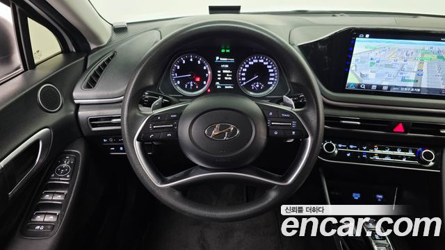 Hyundai Sonata 2022 — photo 21