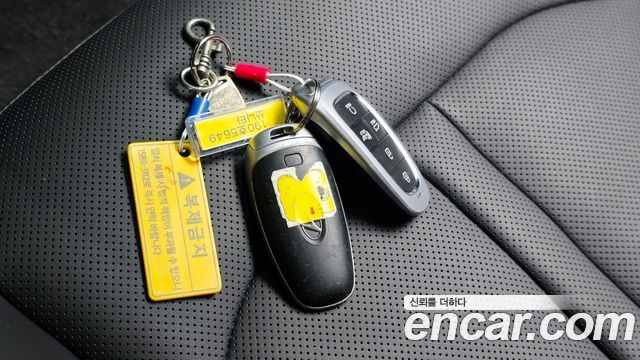 Hyundai Sonata 2022 — photo 23