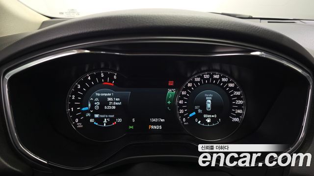 Ford Mondeo 2016 — photo 8