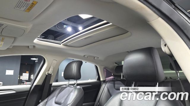 Ford Mondeo 2016 — photo 15