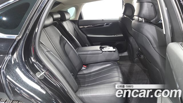 Genesis G80 2022 — photo 12
