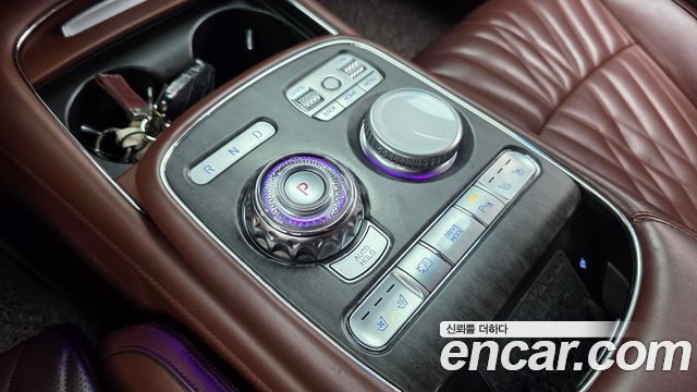 Genesis G90 2022 — photo 12