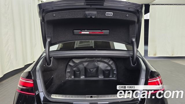 Genesis G90 2022 — photo 26