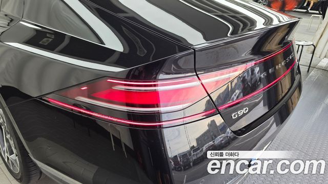 Genesis G90 2022 — photo 9
