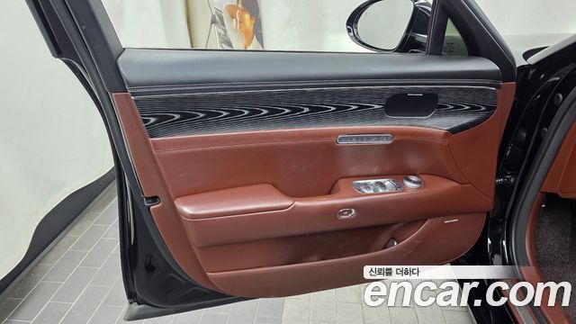 Genesis G90 2022 — photo 14