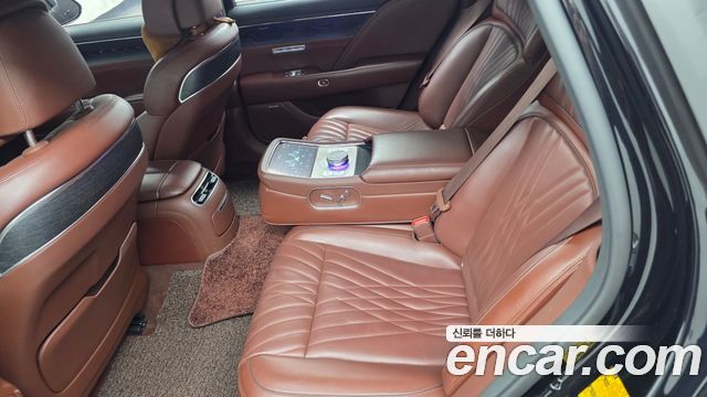 Genesis G90 2022 — photo 16