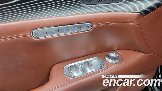 Genesis G90 2022 — photo 28