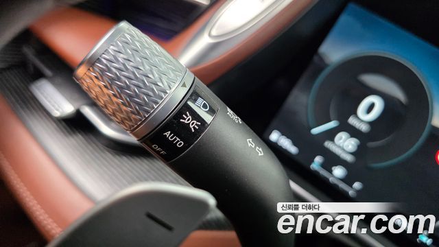 Genesis G90 2022 — photo 30