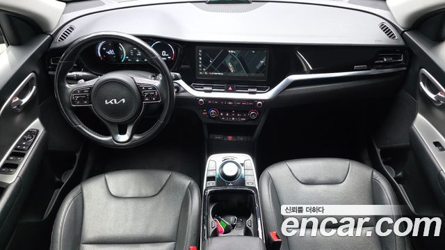 Kia Niro 2023 — photo 10