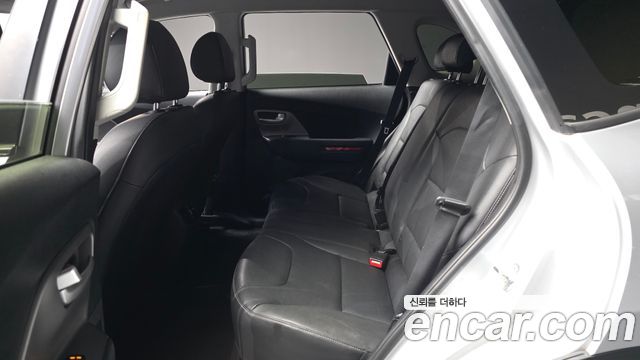 Kia Niro 2023 — photo 18