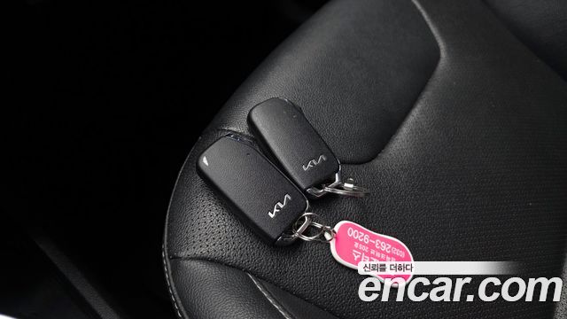 Kia Niro 2023 — photo 24