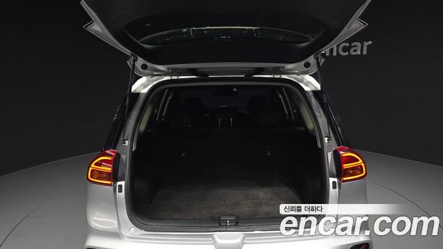 Kia Niro 2023 — photo 26