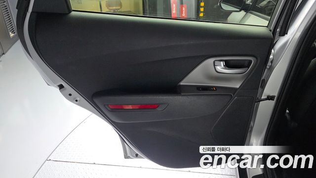 Kia Niro 2023 — photo 15