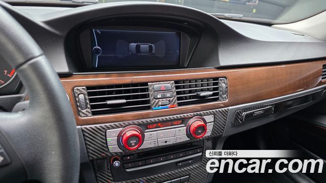 BMW 3-Series 2010 — photo 15