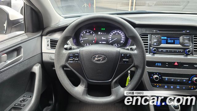 Hyundai Sonata 2016 — photo 13
