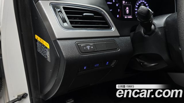 Hyundai Sonata 2016 — photo 15